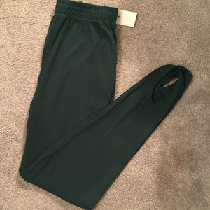 NEW~Activewear/ Leggings/Yoga**REDUCED**